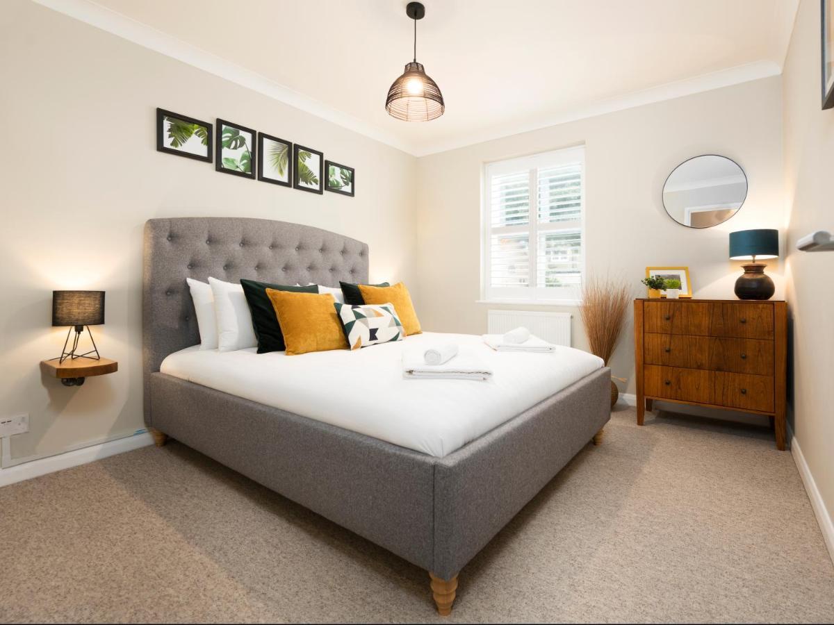 Burlington Street With Free Parking Nr College And Hospital * Hove