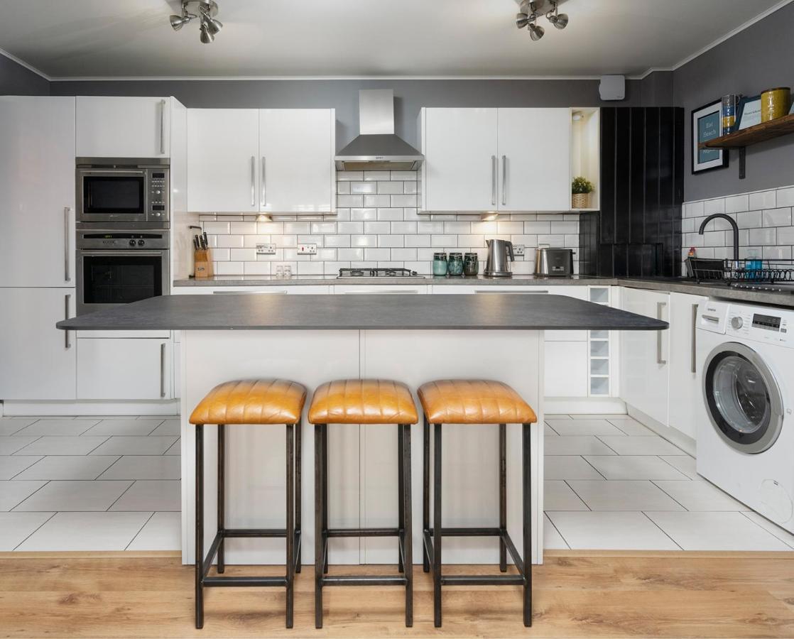 Burlington Street With Free Parking Nr College And Hospital Appartement