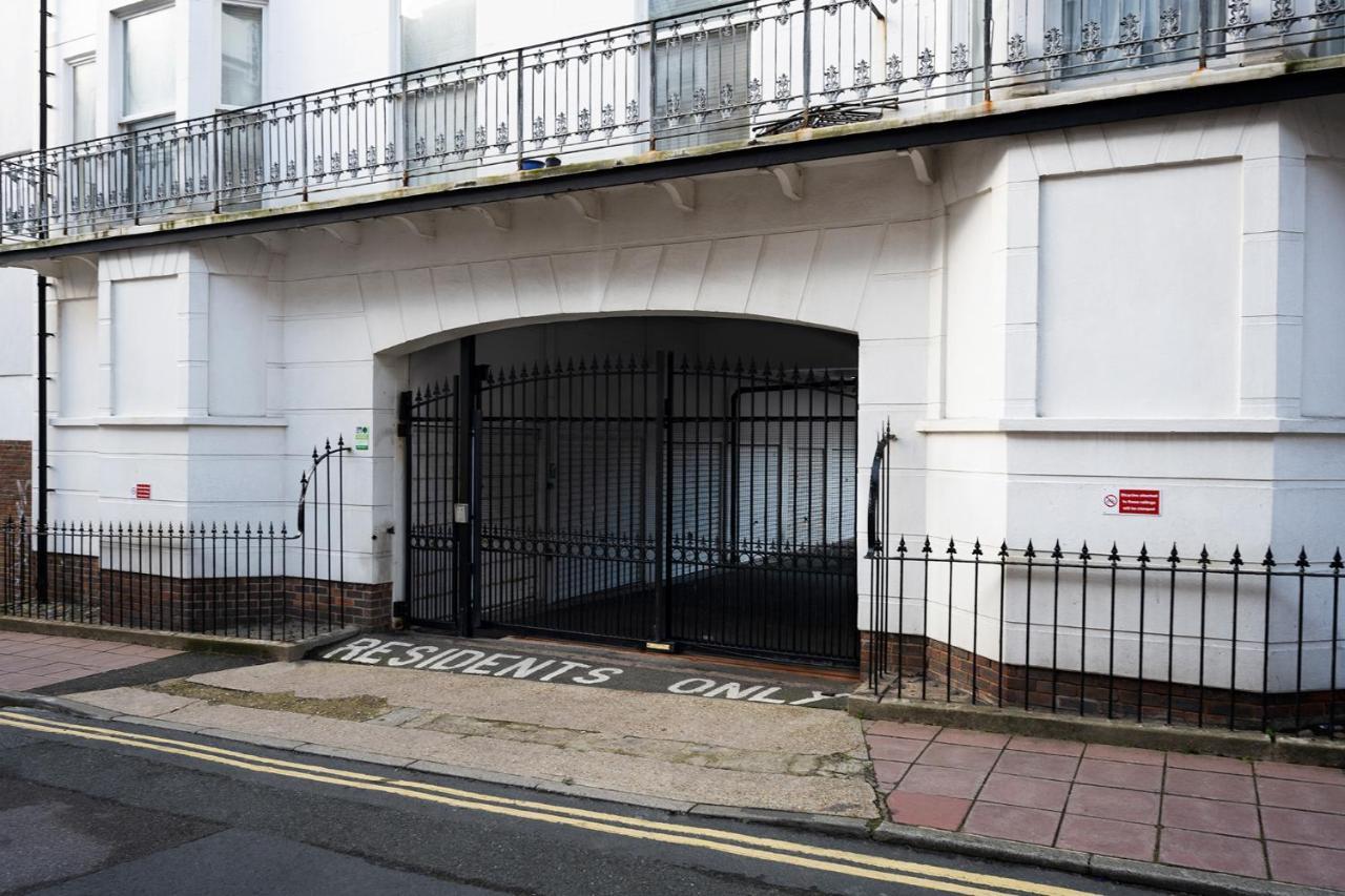 Appartement Burlington Street With Free Parking Nr College And Hospital